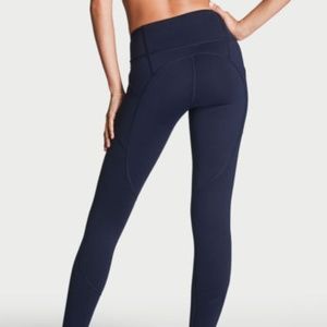 SOLD! Navy Knockout Victoria Sport Pocket Tight